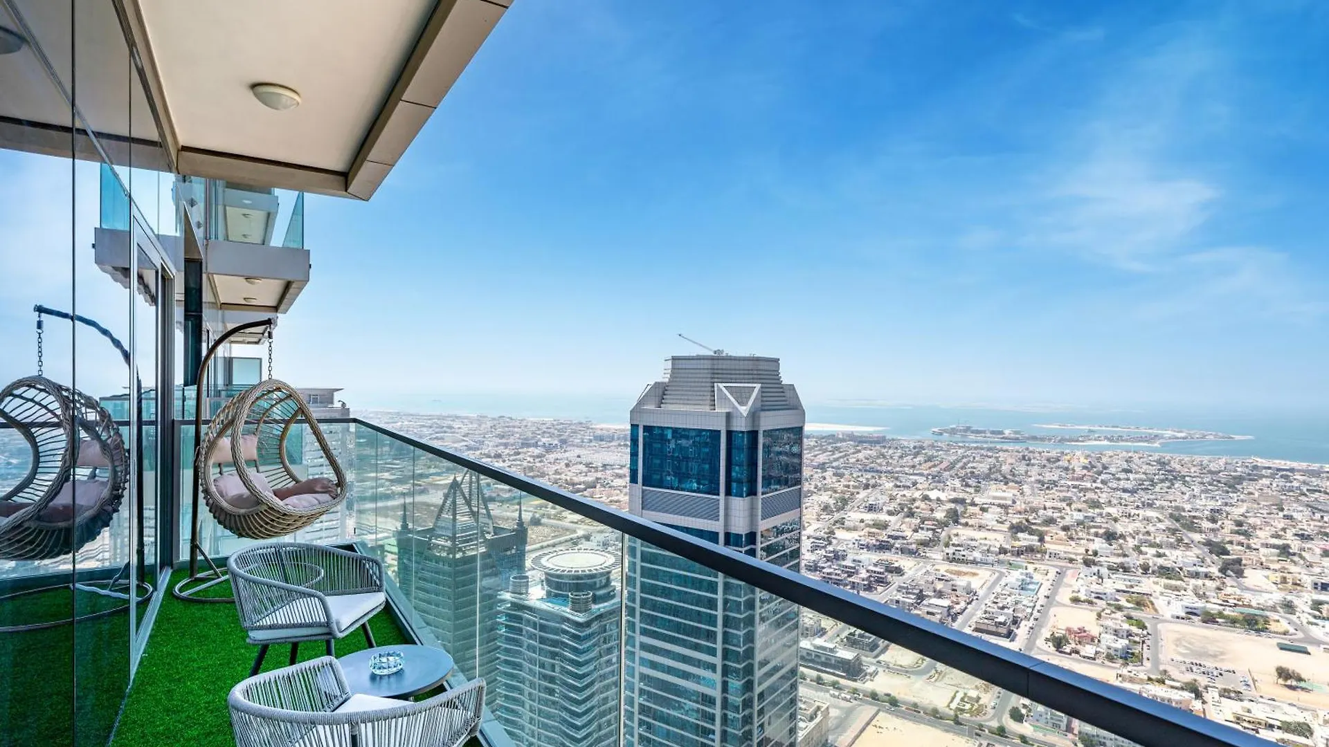 3 Bedroom - Pool Access - 7 Mins To Dubai Mall - Sun Set View Apartment